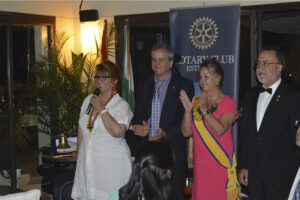 Ceremonia de cambio de collares Rotary e-Club Mediterráneo