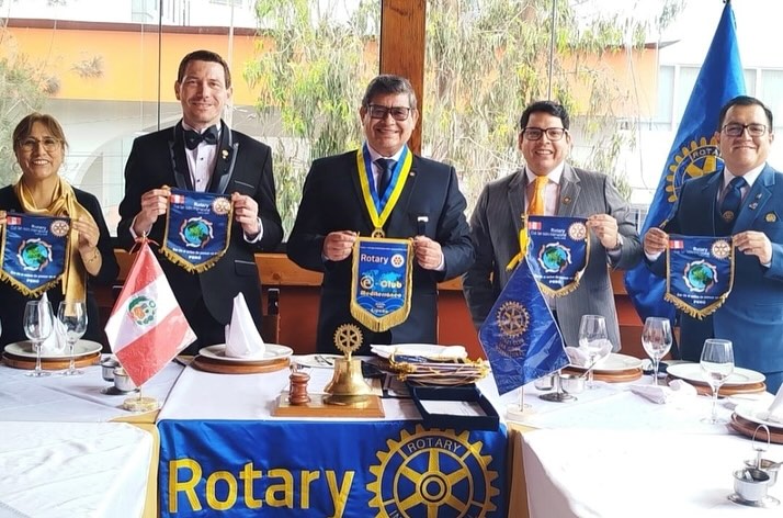 Hermanamiento con clubes rotarios de Perú