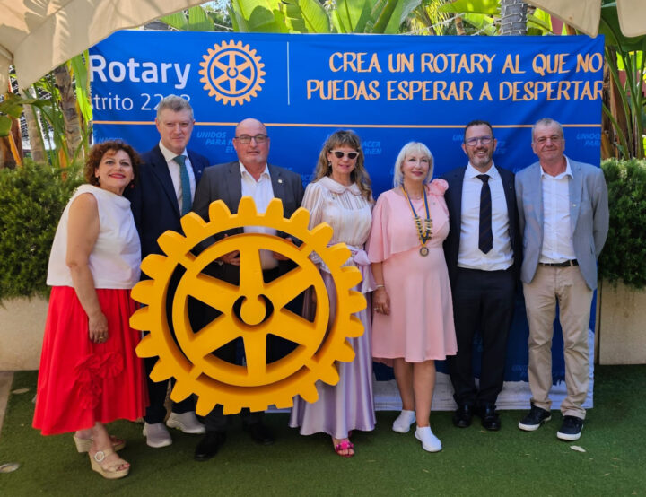 El Rotary e-Club del Mediterráneo ya tiene nueva presidenta: Ceremonia de Cambio de Collares 2025–2026.
